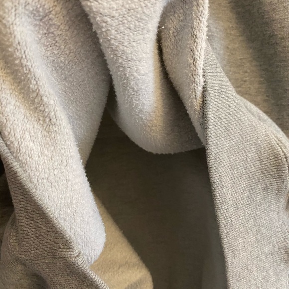 SOLD 🚫 Embroidered Hoodie 🤩 - Picture 7 of 7